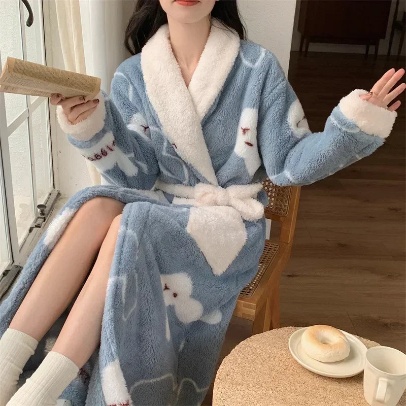 Autumn/Winter Long Coral Velvet Thick Bathrobe