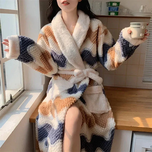 Autumn/Winter Long Coral Velvet Thick Bathrobe
